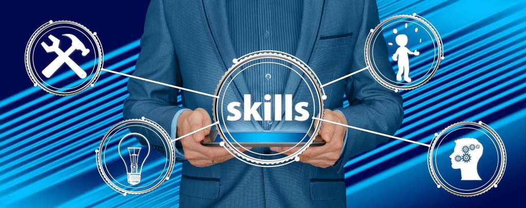 image d'un employé qui se présnete avec ses talents et ses compétences